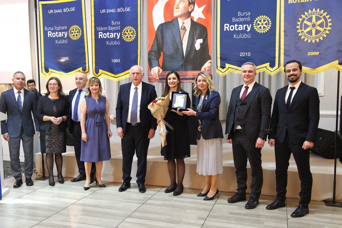 YILDIRIM BAYEZİD’İN ROTARY MESLEK HİZMET ÖDÜLLERİ  SAHİPLERİNİ BULDU