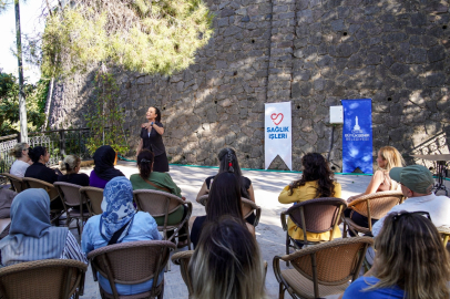 İzmir’de “Bizim Mahalle Sohbetleri” başladı