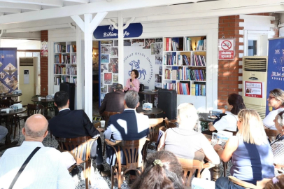 DEÜ Bilim Kafe’de 'Sağlık ve Bilim' buluştu