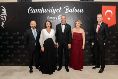 Rotaryenlerden, Cumhuriyetimize yakışan balo&nbsp;
