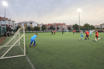 Konya Karatay'da birimler futbolda buluştu
