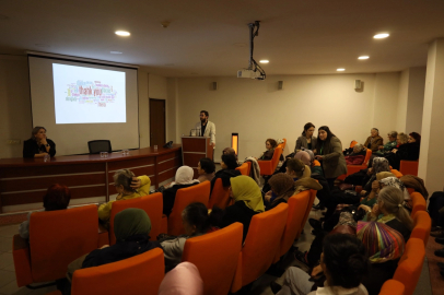 Kocaeli'de “Sağlıklı Yaş Alma Semineri” düzenlendi