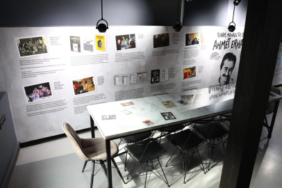 Şair Ahmet Erhan, doğum gününde Nilüfer’de özel sergiyle anıldı