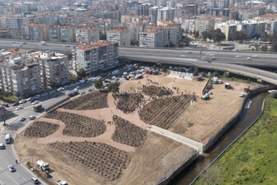 İzmir İtfaiyesi Korusu için ilk fidanlar toprakla buluştu